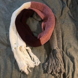 Kate Spade Jumbo Knit Scarf